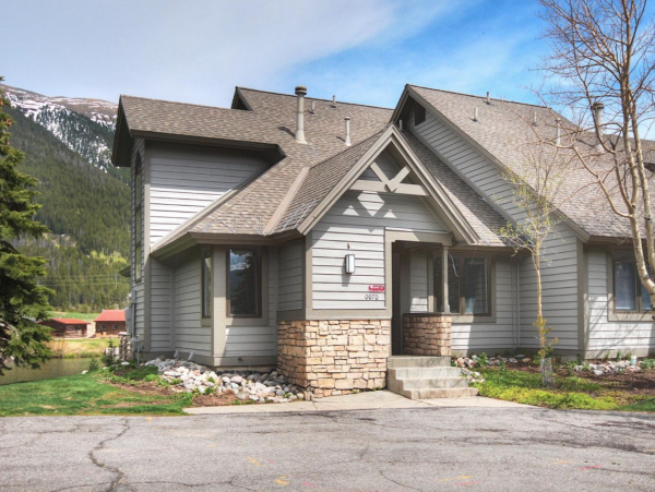 Copper MTN East Village Pet Friendly townhome